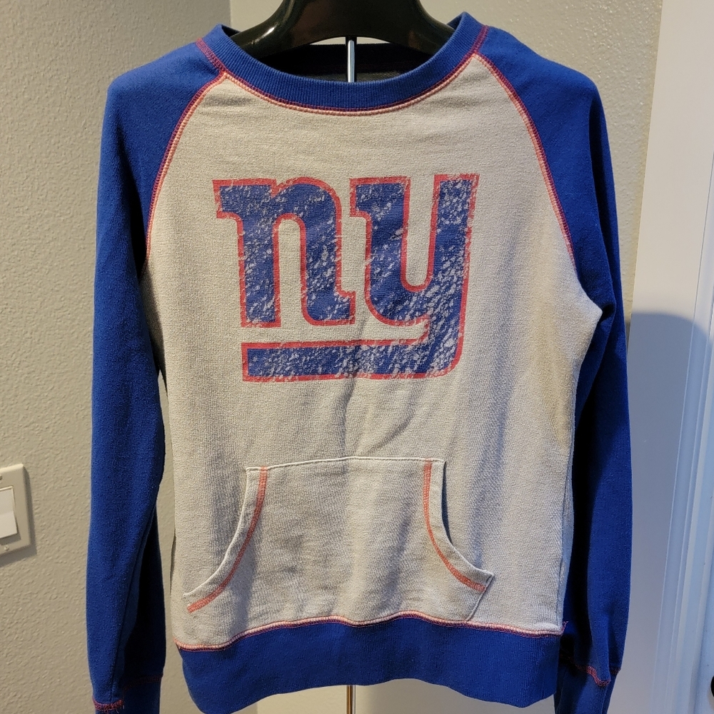 NY Giants sweatshirt, size Small